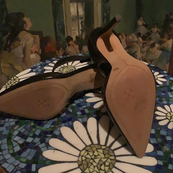 Vince Camuto heels like new - Picture 5 of 6
